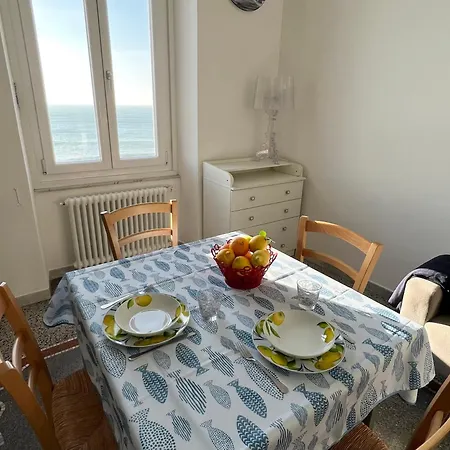 La Casa Nel Blu